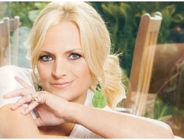 Κάηκε το σπίτι της Χριστίνας Λαμπίρη στην Ραφήνα- Κινδύνεψε να χάσει τη ζωή της